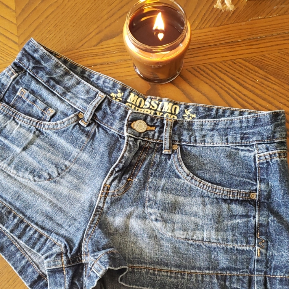 Mossimo Supply Co. Fit 6 shorts size 9